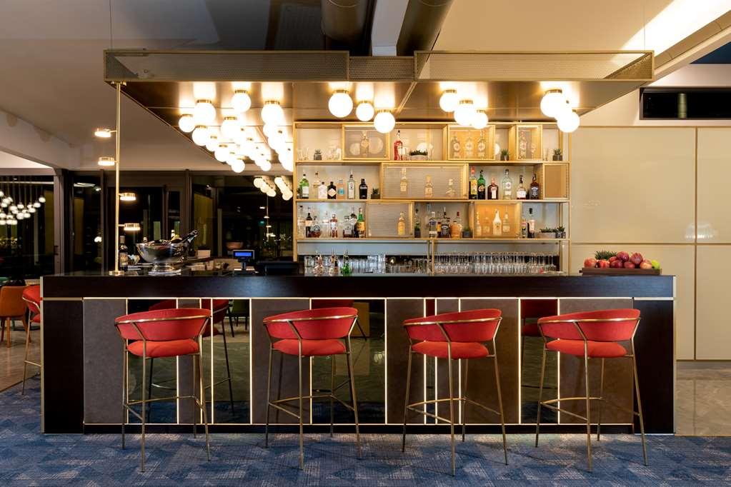 Doubletree By Hilton Milan Malpensa Solbiate Olona Hotel Restaurant photo